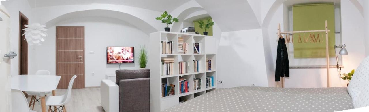 The Maze Apartment ليوبليانا المظهر الخارجي الصورة