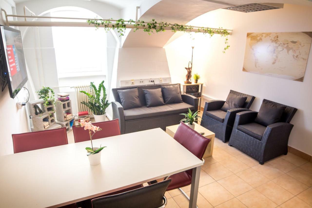 The Maze Apartment ليوبليانا المظهر الخارجي الصورة
